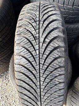 Zimní pneu 165/70/14 - 2