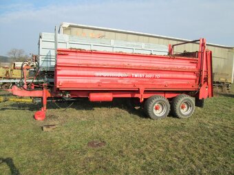 Rozmetadlo Pöttinger Twist 8001 - 2