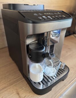 DeLonghi Magnifica Evo - 2