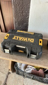 Kufr Dewalt pro akučku - 2