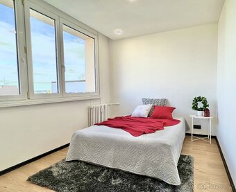 Pronájem bytu 2kk, Lipanská ul. - 2