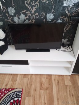 Prodám televizi JVS Uhl.80 - 2