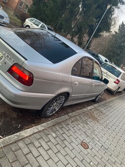 Zadní nárazník bmw e39 - 2