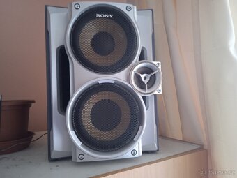 Hifi věž aiwa , plně funkční na tři CD . - 2