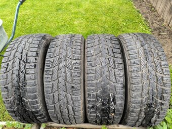 Zánovní 235/65/16C Nokian - 2