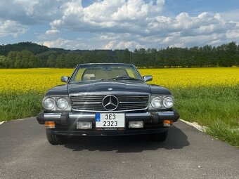 Mercedes SL 560 R107 W107 - 2