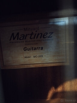 Tříčtvteční kytara Martinez - 2