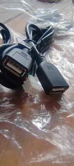 USB kabel autorádia, NOVÝ, 4-pin, 6-pin - 2