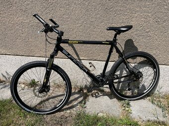 Kolo Superior Sonic velikost "M/L" - 2