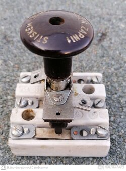 Tahen zapni - stiskem vypni - 2