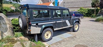Land Rover Defender 110, 300 Tdi SW - 2