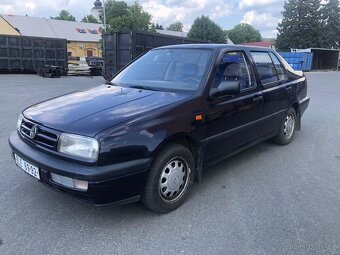 REZERVACE - Volkswagen Vento 95tis Km bez koroze - 2