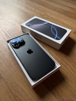 Apple iPhone 16 Pro 128GB černý - 2