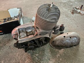 Náhradní díly JAWA - 2