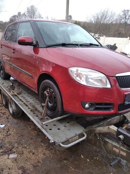 nd z škoda fabia 2 1.4 63kw vinová modrá bílá červená - 2