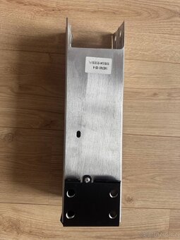 Levý – pravý podélník Tesla 3 - 2