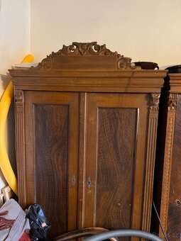 Starožitné skříně - 2