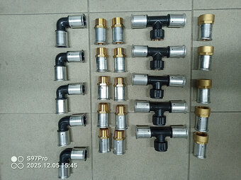 Al/pex trubka dn32"=50m+přechody,kolena,tkusy 25ks - 2