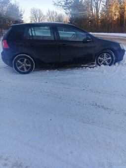 Volkswagen Golf V 1.9 TDI 66 kW - 2