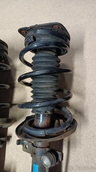 Přední tlumiče Renault Laguna III - 2