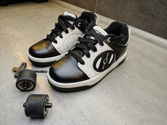 Boty Heelys-Reserve Low-White/Black-koloboty - 2