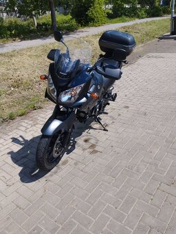 Suzuki DL 650 Vstom - 2