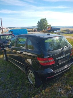 Mercedes Benz B170 - 2
