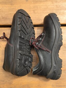 Pracovní boty Panda - 2