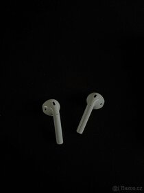 Airpods 2. Generace (s bezdrátovým pouzdrem) - 2