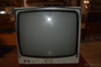 Průmyslová televize (monitor) Tesla - 2