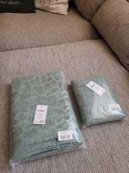 Nová sada osušky a ručníku zn. Vesna - 2