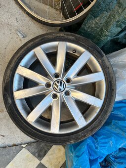 VW KOLA 17 - 2