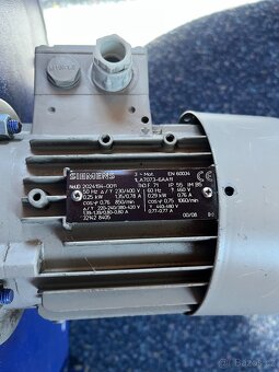 průmyslový ventilátor / odsavač (motor Siemens) - 2