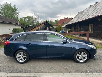 Opel insignia Sport tourer 2.0 cdti 118kw - 2