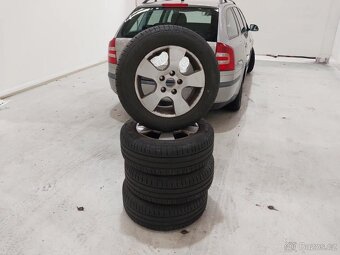 Škoda Octavia II 2.0 Tdi 103 KW 9/2008 217 tkm VYHŘ. SEDADEL - 2