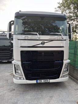 Volvo FH tahač 6X2 hydraulika - 2