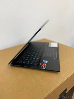 Notebook ASUS Zenbook 14 - OLED/AMD R7/16GB/1TB/WIN 11 - 2