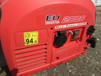Nabízím elektrocentrálu Honda EU20I , 2000W. Plně funkční. - 2