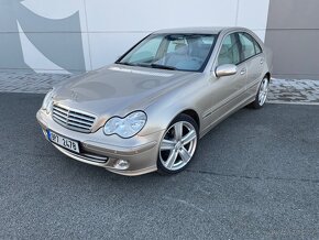 Mercedes-benz W203 C220  110kw 5q automat - 2