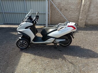 Peugeot metropolis 400 Stačí řidičák skupiny B Kufr, Bílý - 2