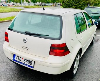 Prodám Volkswagen Golf 4 (IV) 1.6i 74kw - 2