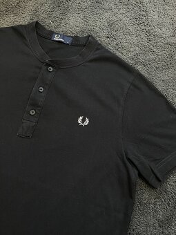 Černé tričko Fred Perry - 2