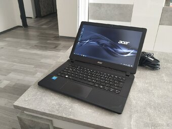 Acer Aspire ES1-311 - 2