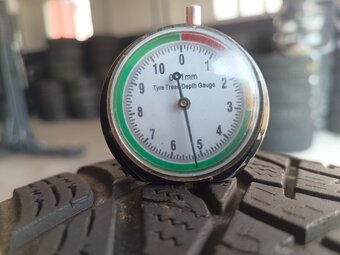 225/45 R18 HANKOOK (2822). - 2