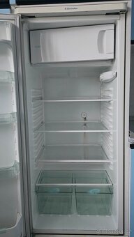 Prodám lednici Elektrolux - 2