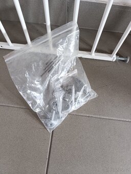 Dětská kovová zábrana 70-110cm - 2