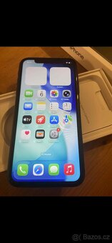 Prodám iPhone 11 64 gb top stav - 2