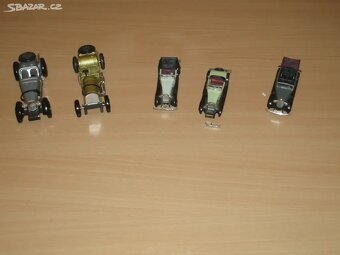 Angličáky,autíčka  5 kusů veterání viz foto  - cena za celek - 2