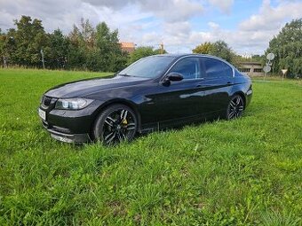 BMW E90 330i automat N52 190kW - 2