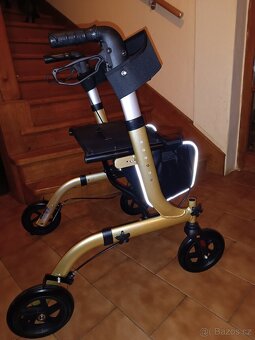 Senior chodítko - 2